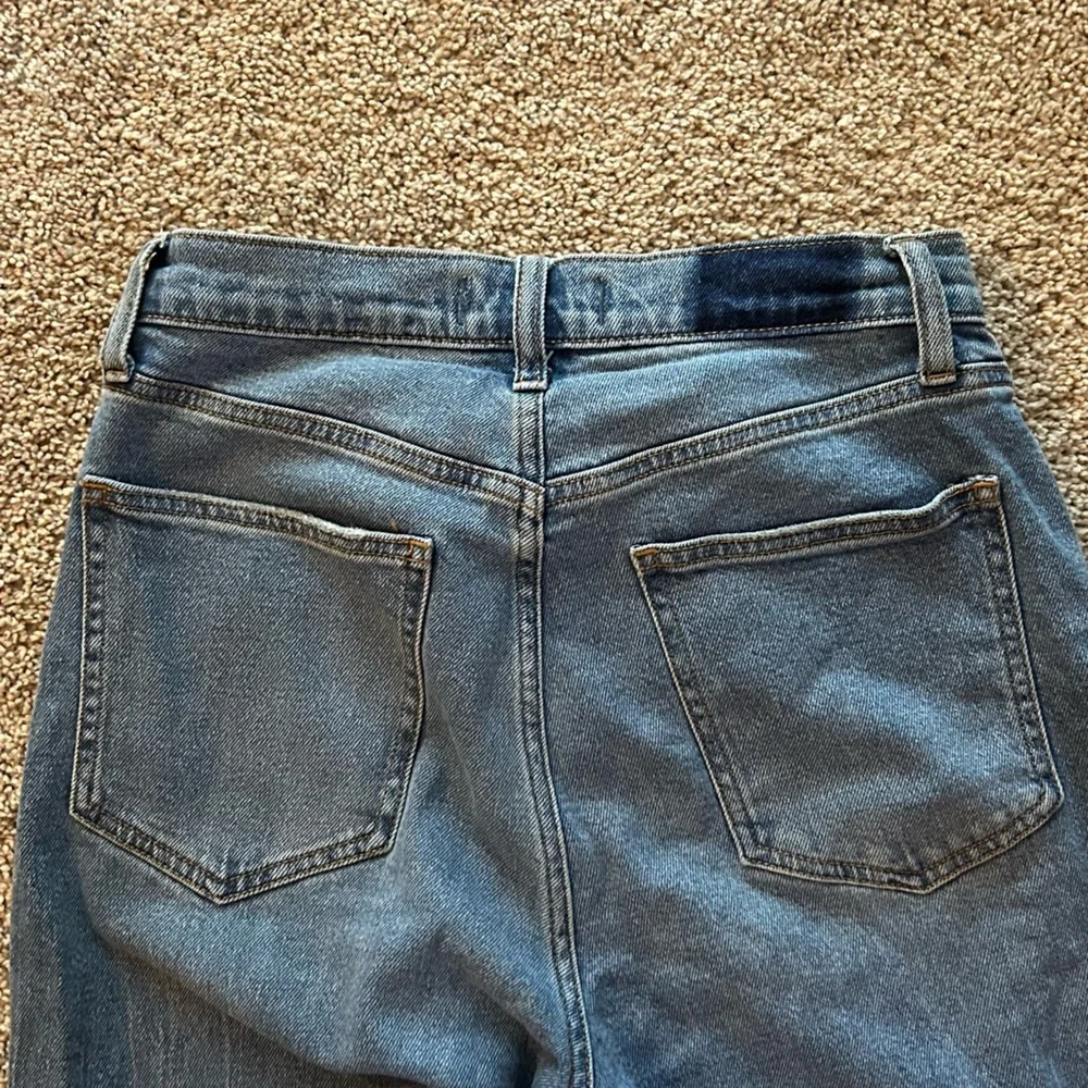 Abercrombie & Fitch Ultra High Rise Denim - Picture 5 of 6